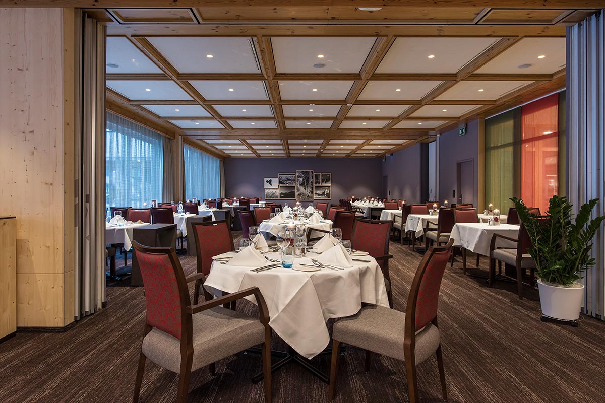 Restaurant at the Sunstar Hotel in Grindelwald